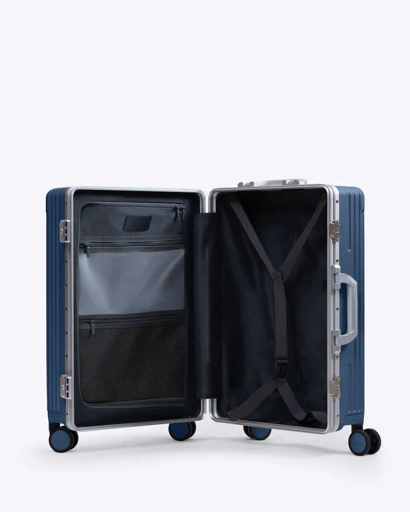 Carry-On: All-in-One 19" - Image 90