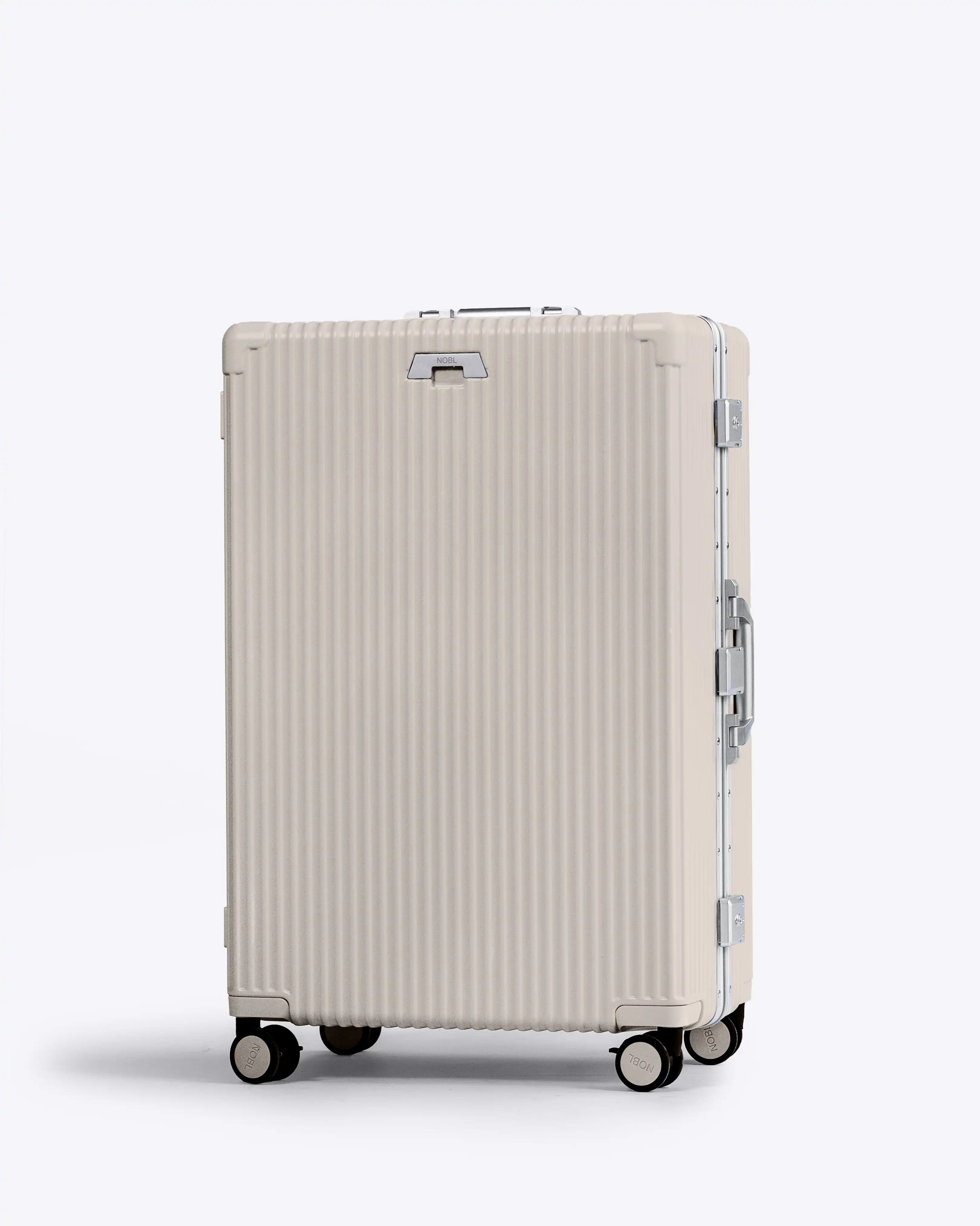 Check-in: All-in-One 28" - Image 26