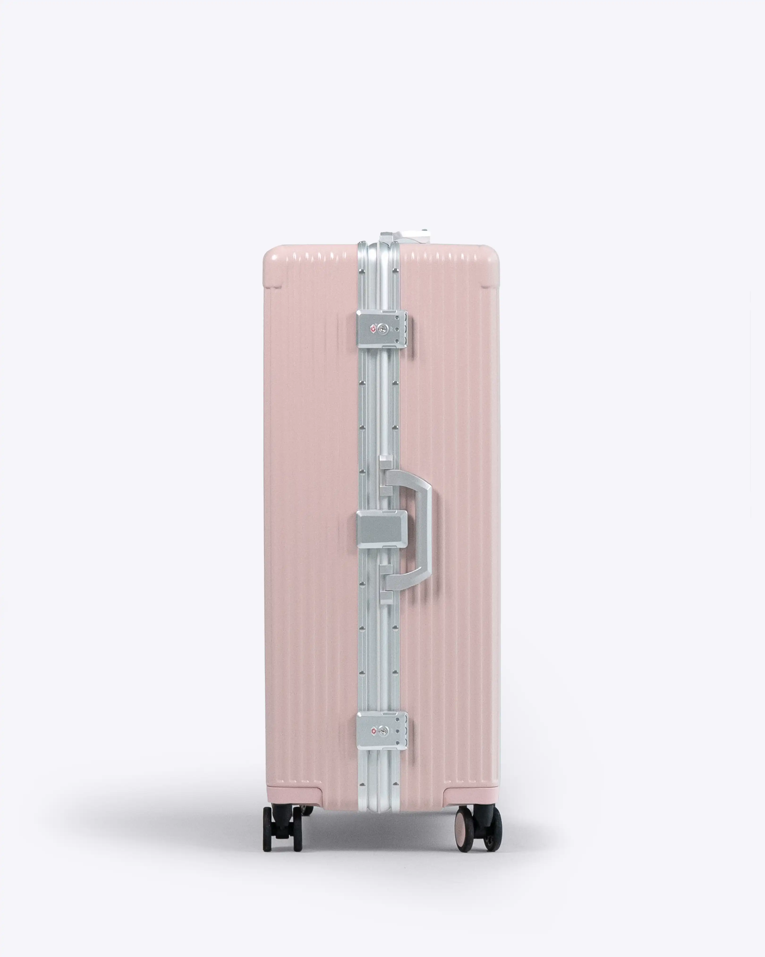 Check-in: All-in-One 28" - Image 34