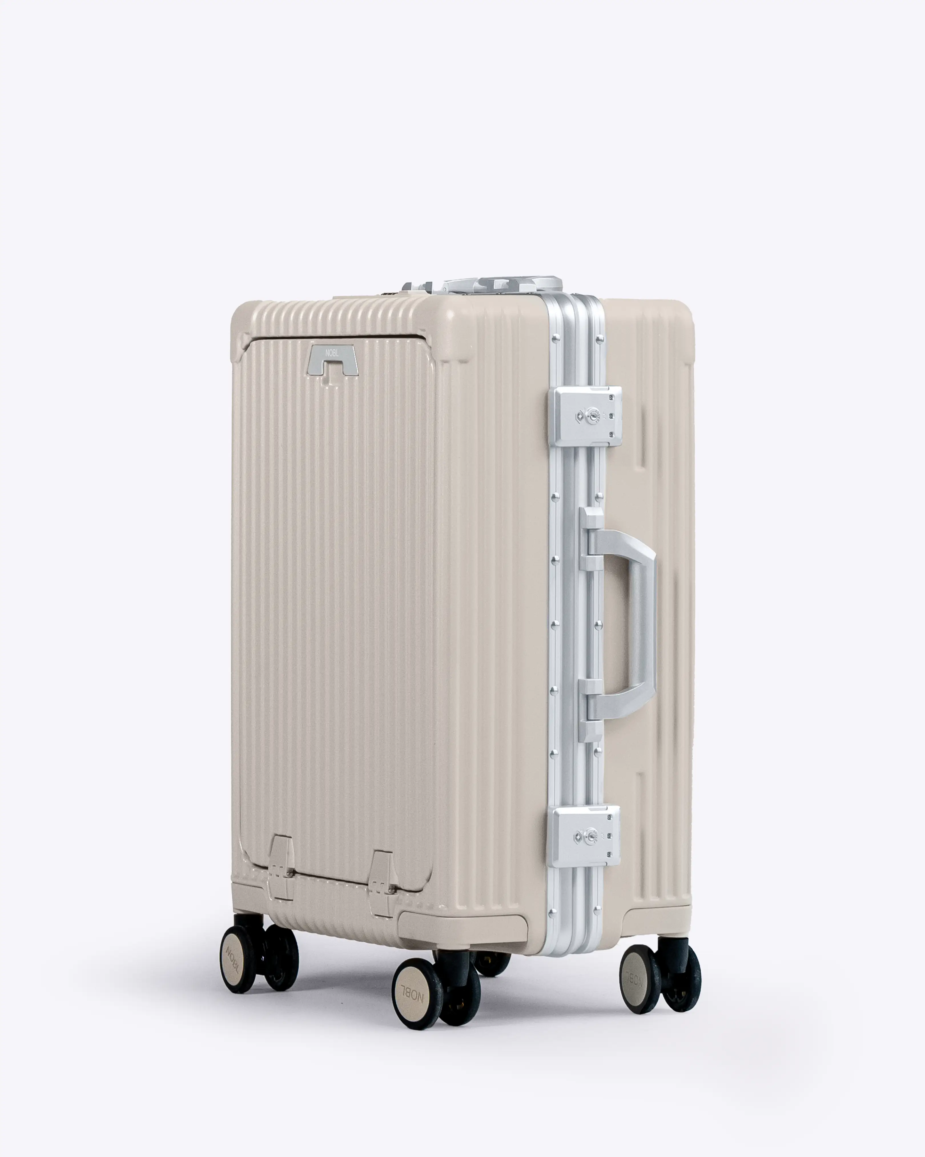 Check-in Medium: All-in-One 24" - Image 31